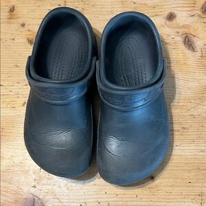 Unisex Crocs Black Slip-On Clogs
